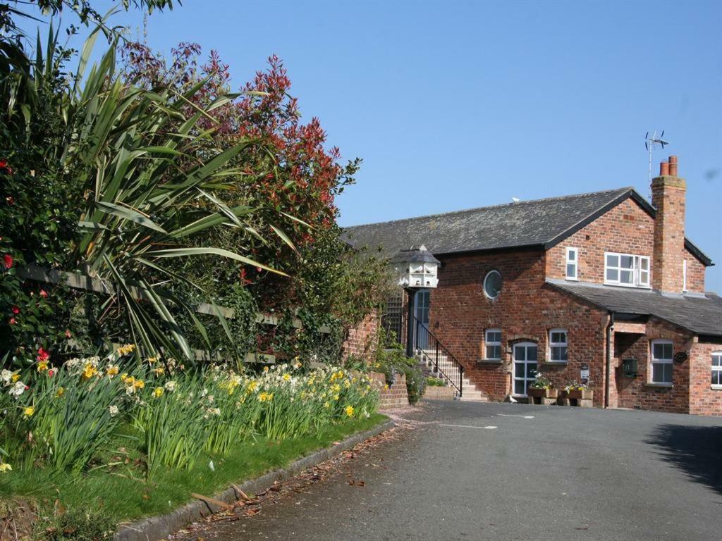 Wall Hill Farm Northwich Dış mekan fotoğraf